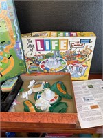 The Simpsons Game of Life board game