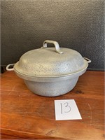 Silver seal hammered aluminum Dutch oven