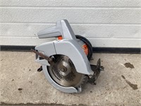 Black and decker circular saw