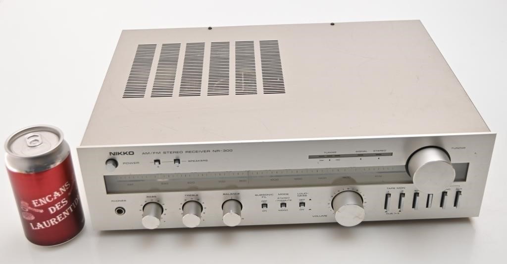 Amplificateur AM/FM Nikko, modèle NR-300