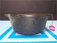 Benjamin & Medwin cast iron stock pot