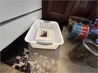 KITCHEN MAT AND PLASTIC BASKET