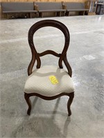 Victorian Style Chair needs glue on Hip Rest