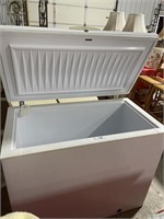 Frigidaire Chest Freezer