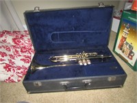 Conn trumpet w/case
