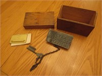 wood box & detex watchclock station w/key