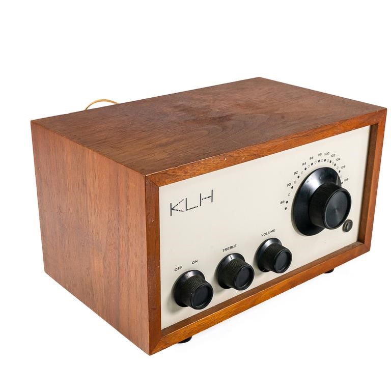 Vintage KLH Model Eight FM Table Radio