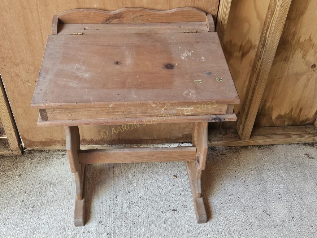 Wood Schoolhouse Desk