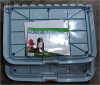 Nest 'N Dry Extra Large Pet Pad Holder. Holds