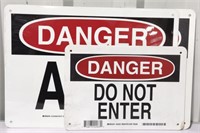 Brady "Danger" Single-Sided Signs. Metal &