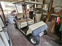 E-Z-GO Golf Cart