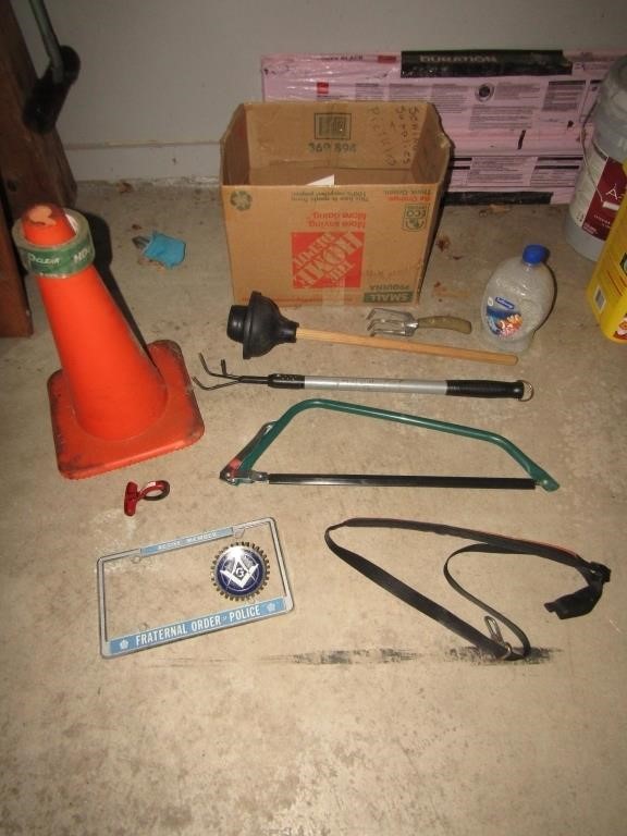 mason item,cone,saw & items