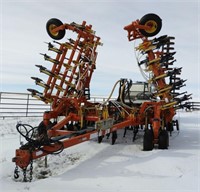 40' 2000 Bourgault 5710 Air Drill W/5250 Cart