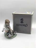 Lladro Joy in Basket Figurine #05595 w/ Box