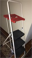 Costco household light duty step ladder