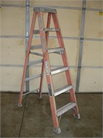 Louisville 6ft Fiberglass Step Ladder