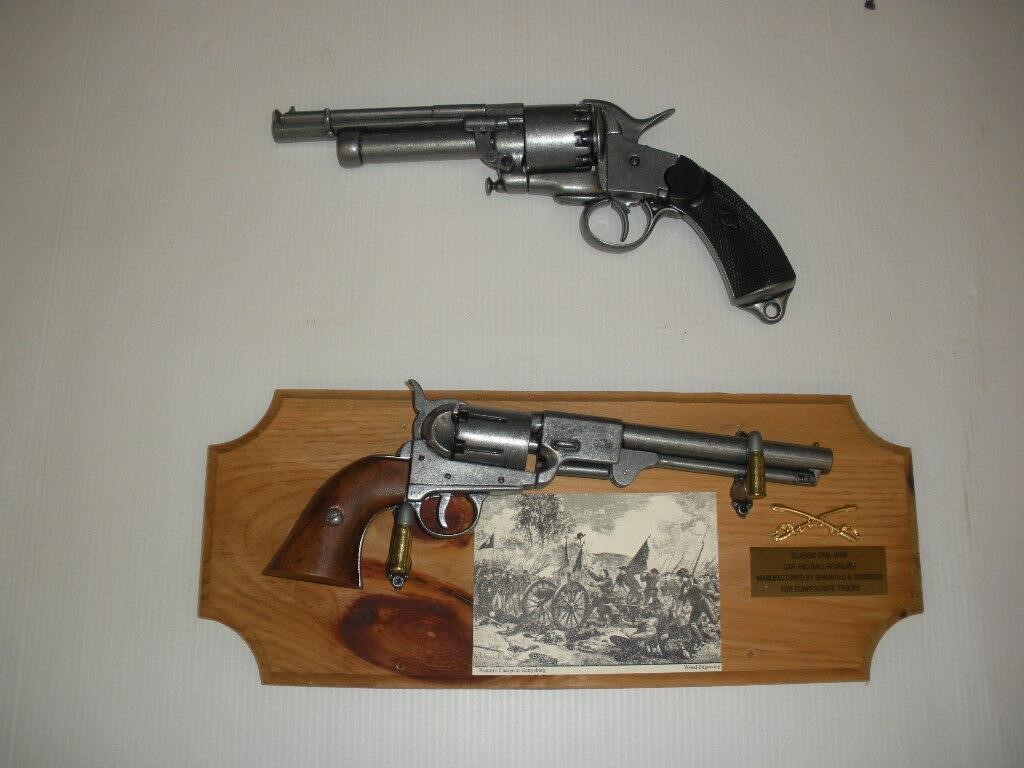 (2) Cival War Replica Pistols