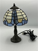Stained Glass Tiffany Style Lily Pad Desk Lamp