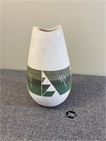 Native American Sioux Indian Signed Vase