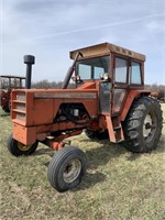 Allis- Chalmers One Ninety
Runs, 18.4-34 Rears,