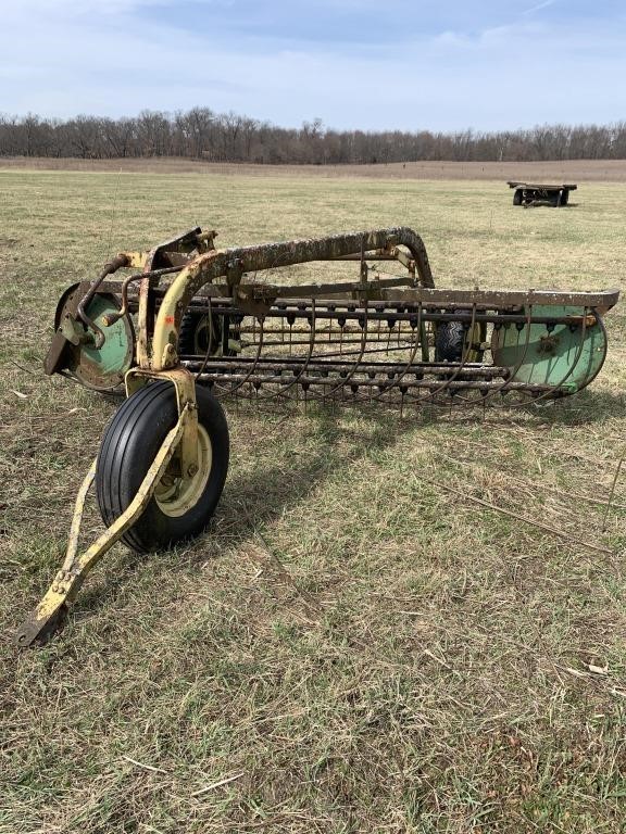 John Deere Hay Rake