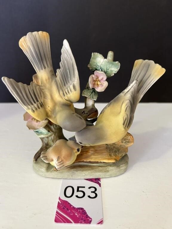 Japanese Bisque Porcelain 1727 Oriole Birds