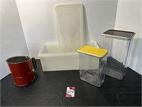 Food Storage Containers & Sifter