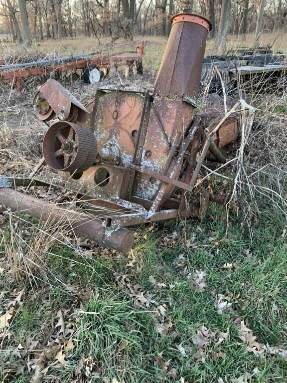 Allis Chalmers Potato Conveyor