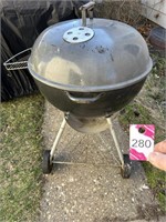 22" Dia Weber Grill