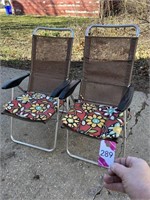 Lawn Chairs with Pads