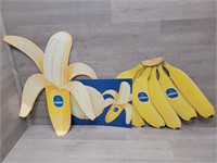 Chiquita Banana Advertising/Store Display Signs