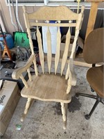 Sturdy solid Rocking chair