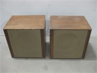 Two 18"x 24"x 24" Vtg Speakers Untested See Info