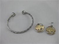 Vtg Gold Plated Earrings W/Cuff See Info
