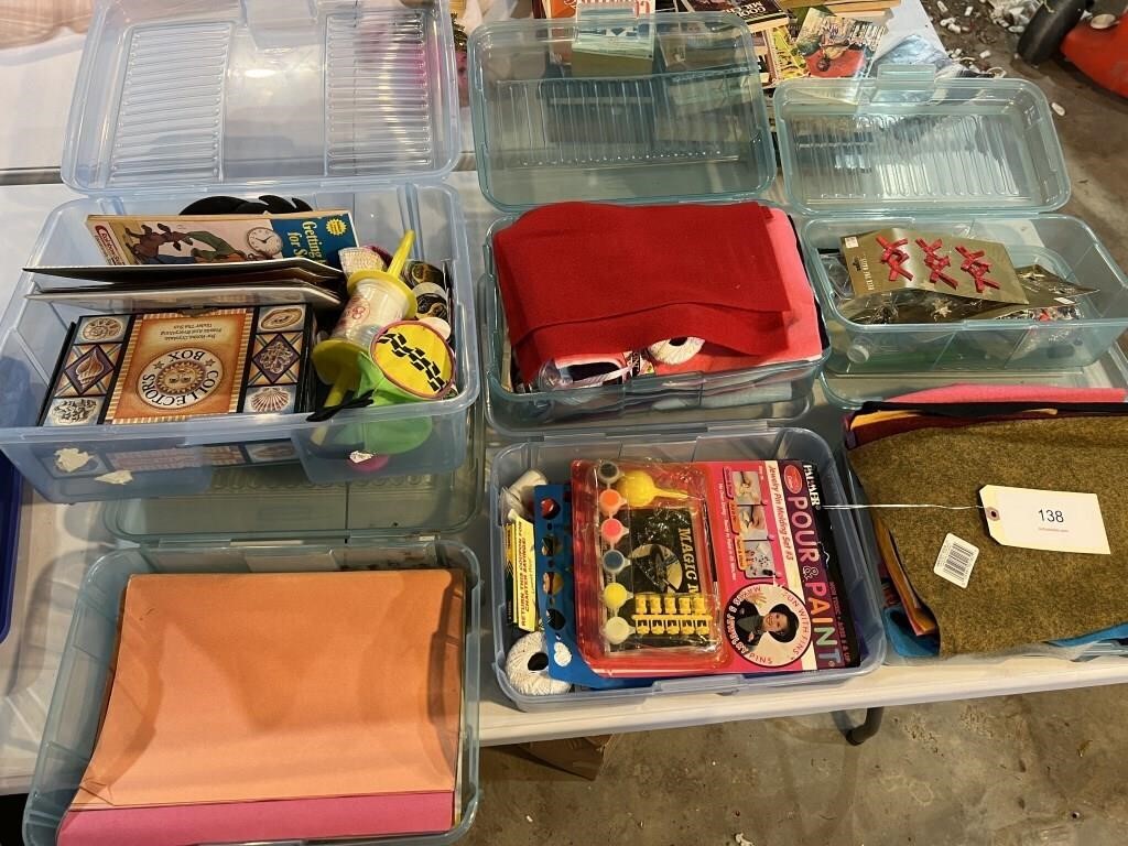LARGE LOT OF ARTS AND CRAFTS SUPPLIES