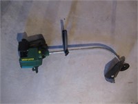 WEEDEATER GAS WHIPPER SNIPPER