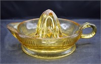 (D1) 6" Amber Glass Handled Juicer