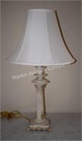 (L) White Painted Heavy Metal Table Lamp