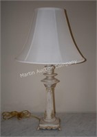 (L) White Painted Heavy Metal Table Lamp
