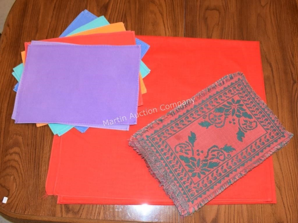 (S2) 60x100" Red Tablecloth w/ 2 Sets Place Mats