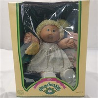 1985 Alfreta Lina Cabbage Patch Doll in Box