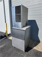 Hoshizaki Air-Cooled Ice Machine w/ Bin