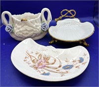 Double swan sm vase, soap dish, and