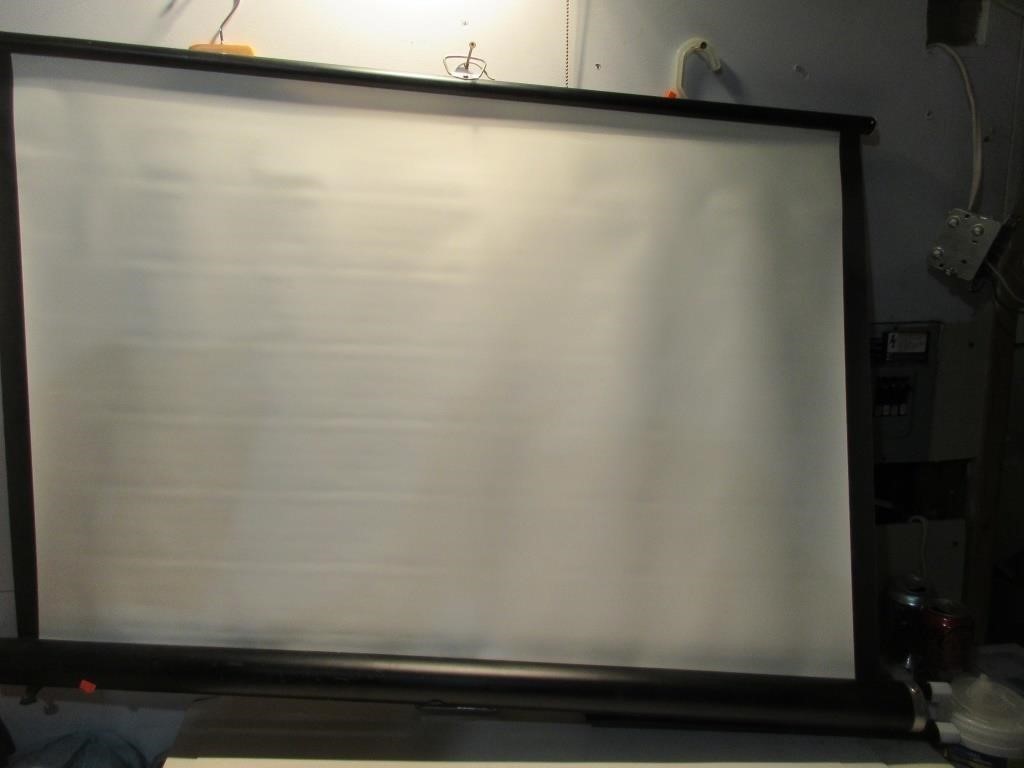 PROJECTOR SCREEN WITH STAND