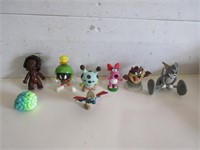 COLLECTABLE FIGURES