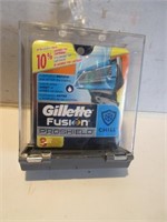 NEW 8 PACK GILLETTE FUSION  PROSHIELD CARTRIDGES