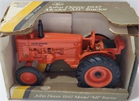 John Deere 1947 Model MI Tractor