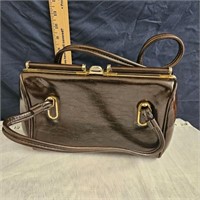 old leather dover purse
