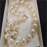 barbara lee pearl necklace