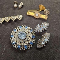 vintage jewelry